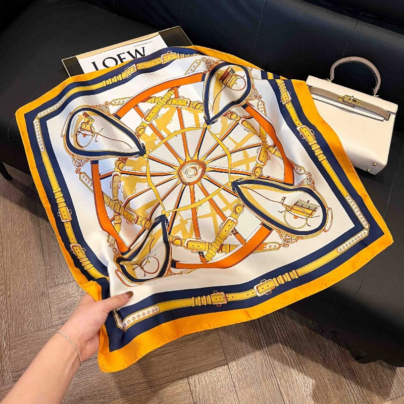 Luxury Design Skinny Silk Squa - Luxury Bags Made recensione e prezzo