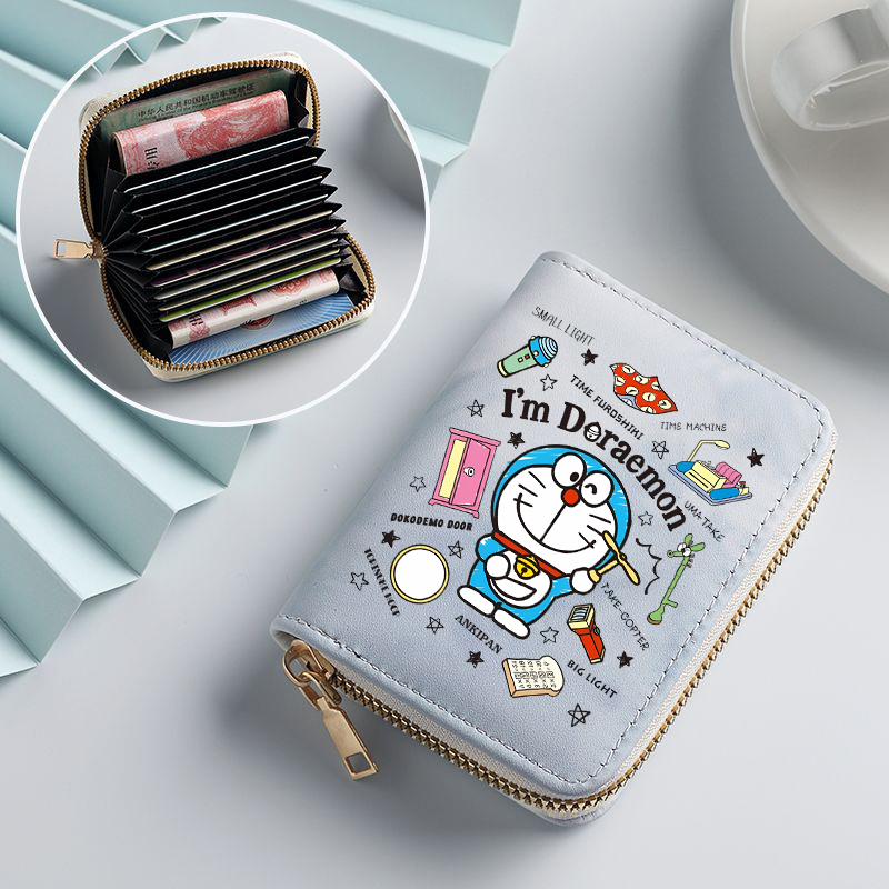 Doraemon Woman Short Wallet An - Accordion Wallet Zip recensione e prezzo