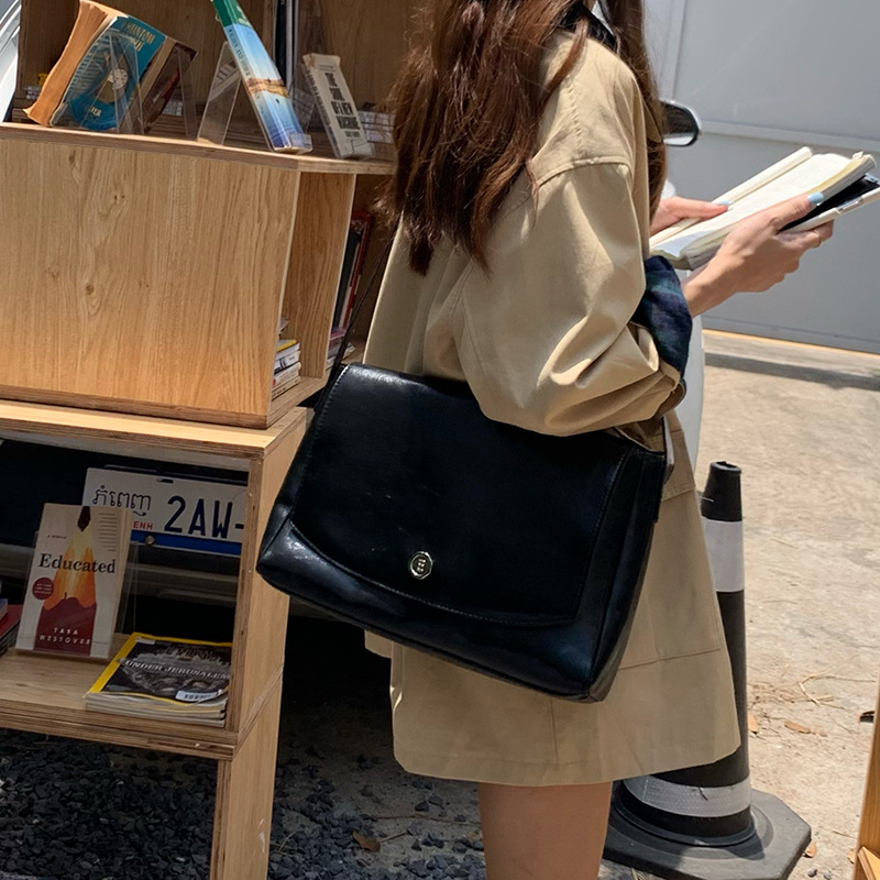 CGCBAG Vintage Lage Capacity M - Luxury Bags Made recensione e prezzo