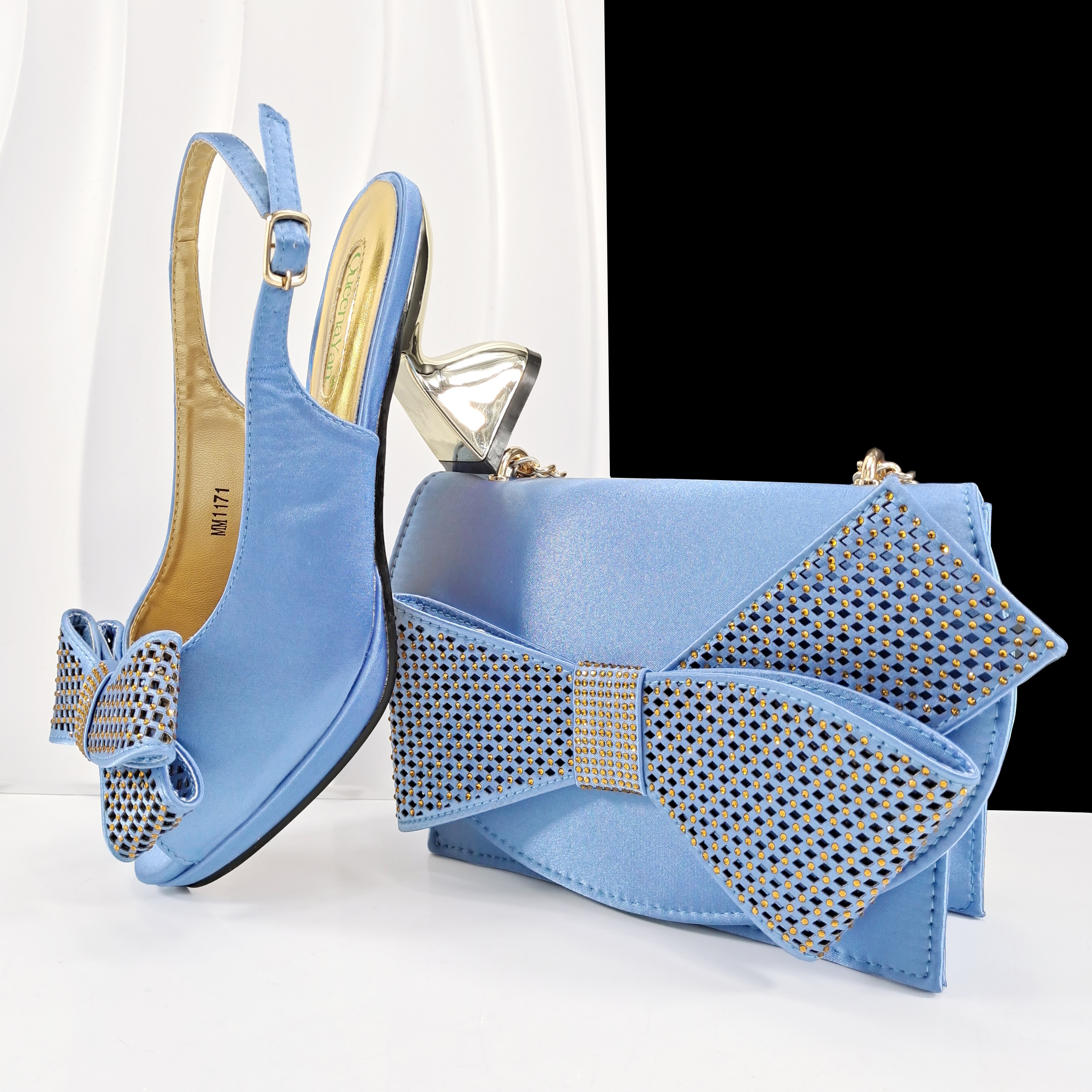 Queena Yan Sky Blue Color Peep - Luxury Bags For Women recensione e prezzo