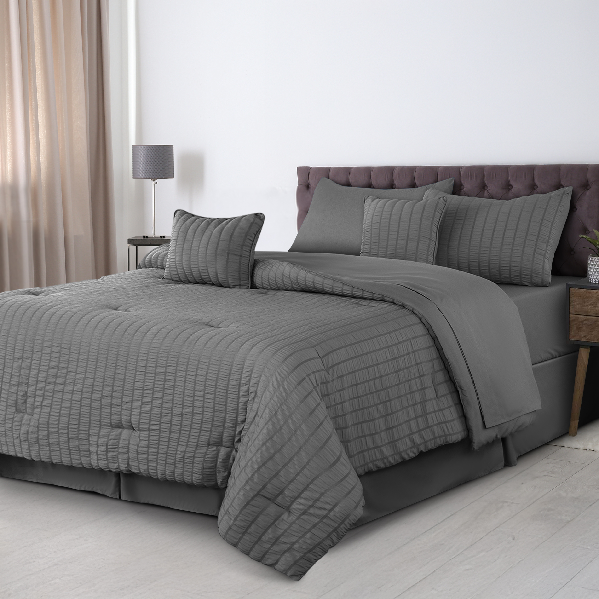 10-Piece Lightweight Comforter - Luxury Bags Dry Clean recensione e prezzo