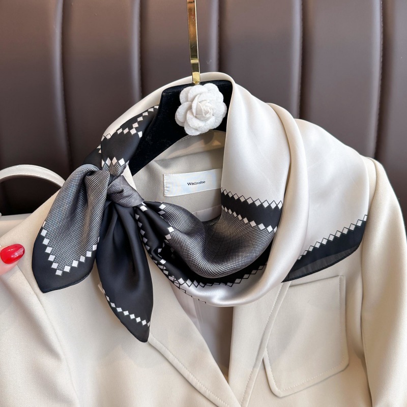 New Luxury Horse Pattern Silk  - Luxury Bags China recensione e prezzo