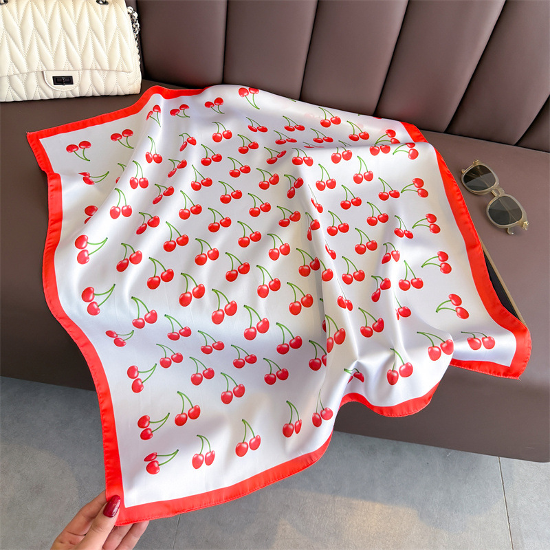 Luxury Square Satin Scarf Wome - Luxury Bags China recensione e prezzo